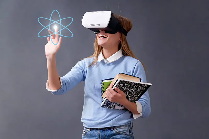 Възходът на виртуалната реалност в образованието - какво е